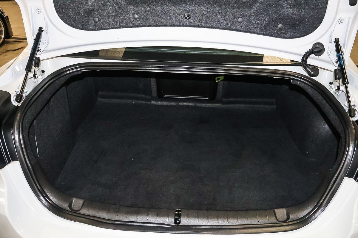 2014 Holden Commodore SS V Redline VF