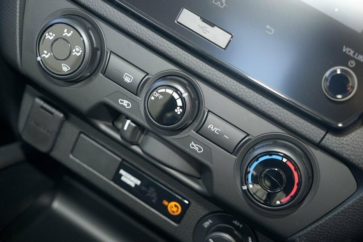 2025 Mazda BT-50 XT TF 4X4