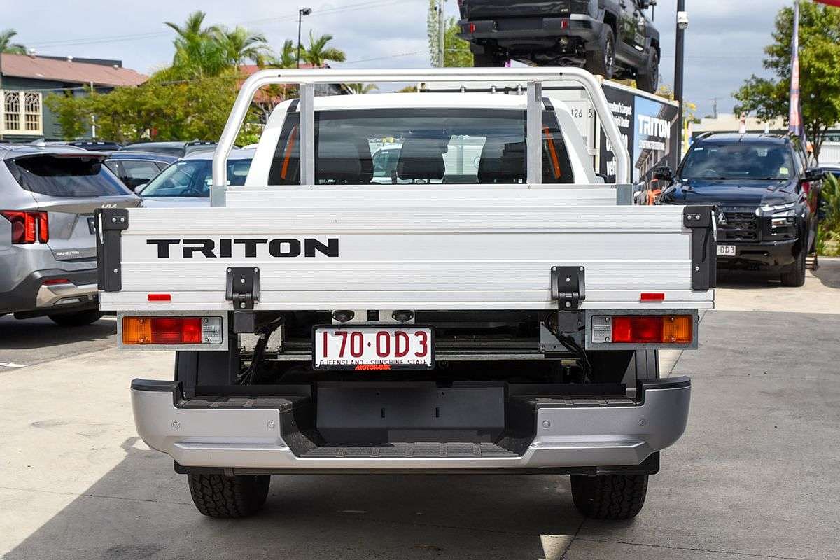 2025 Mitsubishi Triton GLX MV 4X4