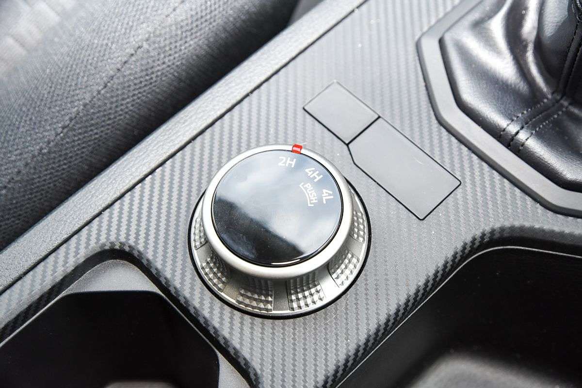 2025 Mitsubishi Triton GLX MV 4X4