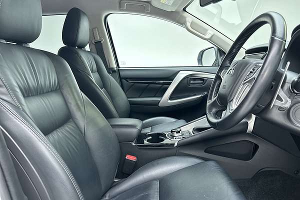 2019 Mitsubishi Pajero Sport GLS QE