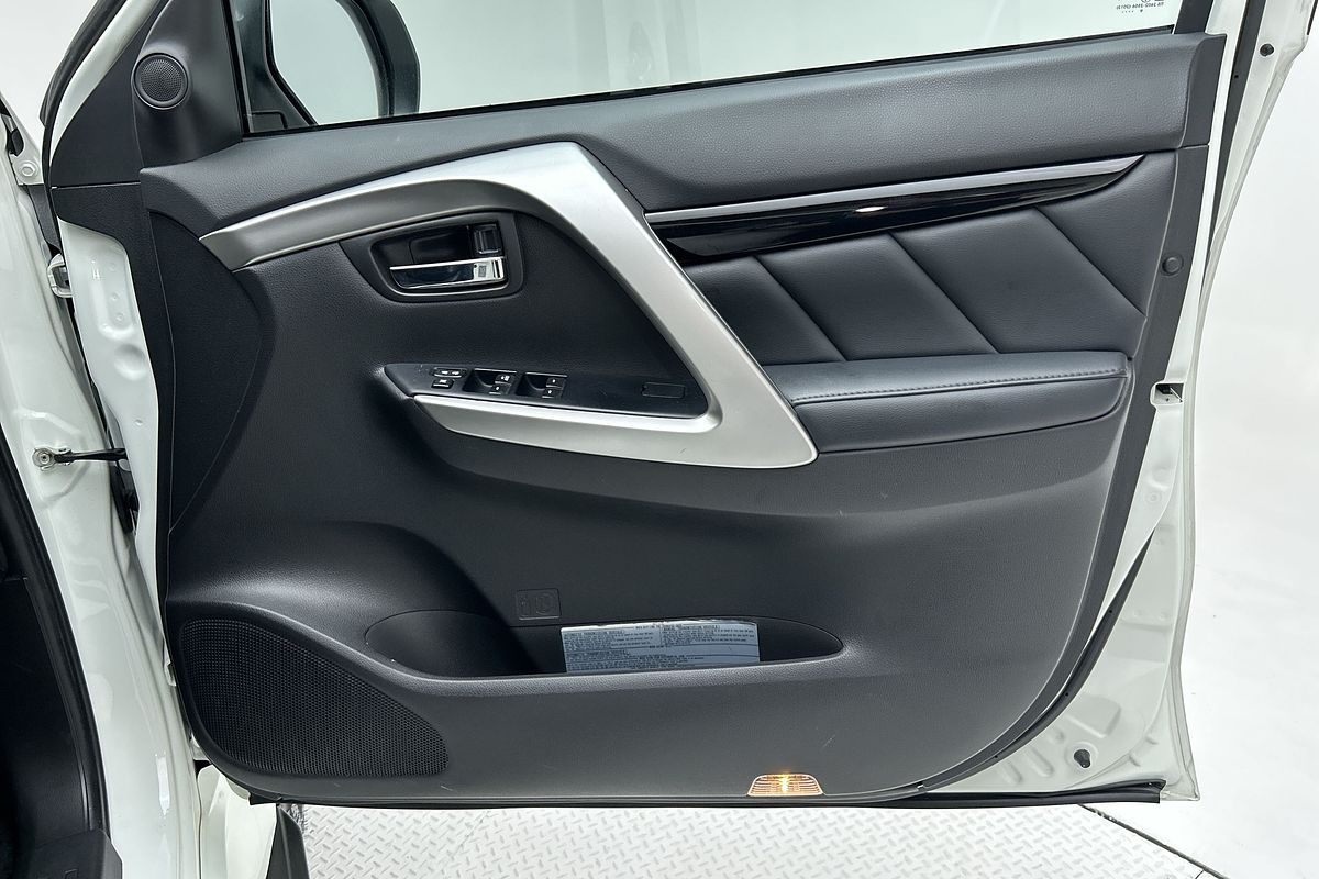 2019 Mitsubishi Pajero Sport GLS QE