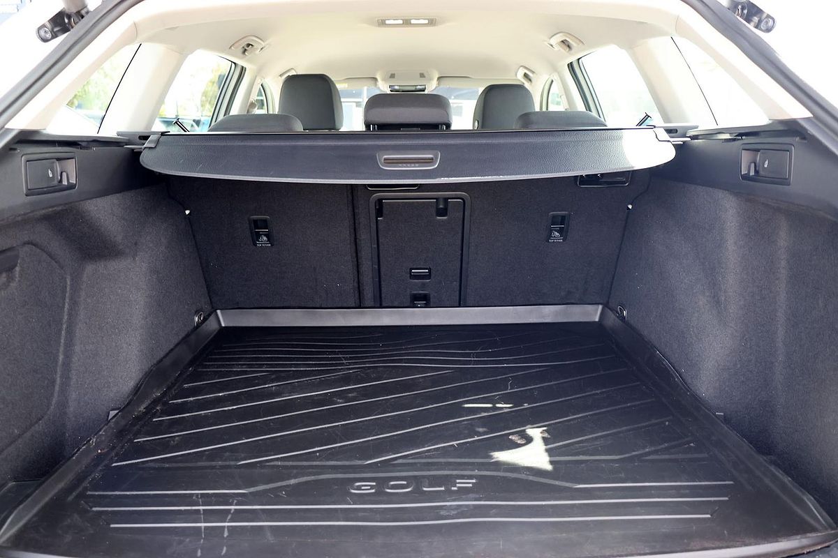 2021 Volkswagen Golf 110TSI Life 8