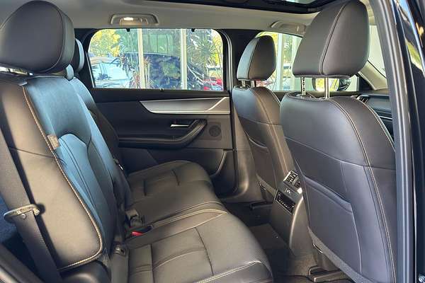 2025 Mazda CX-80 P50e GT KL