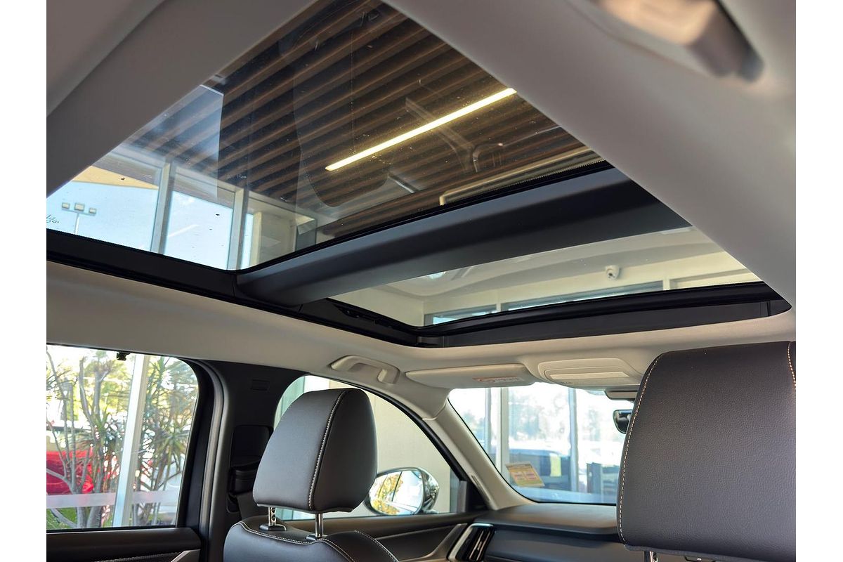 2025 Mazda CX-80 P50e GT KL