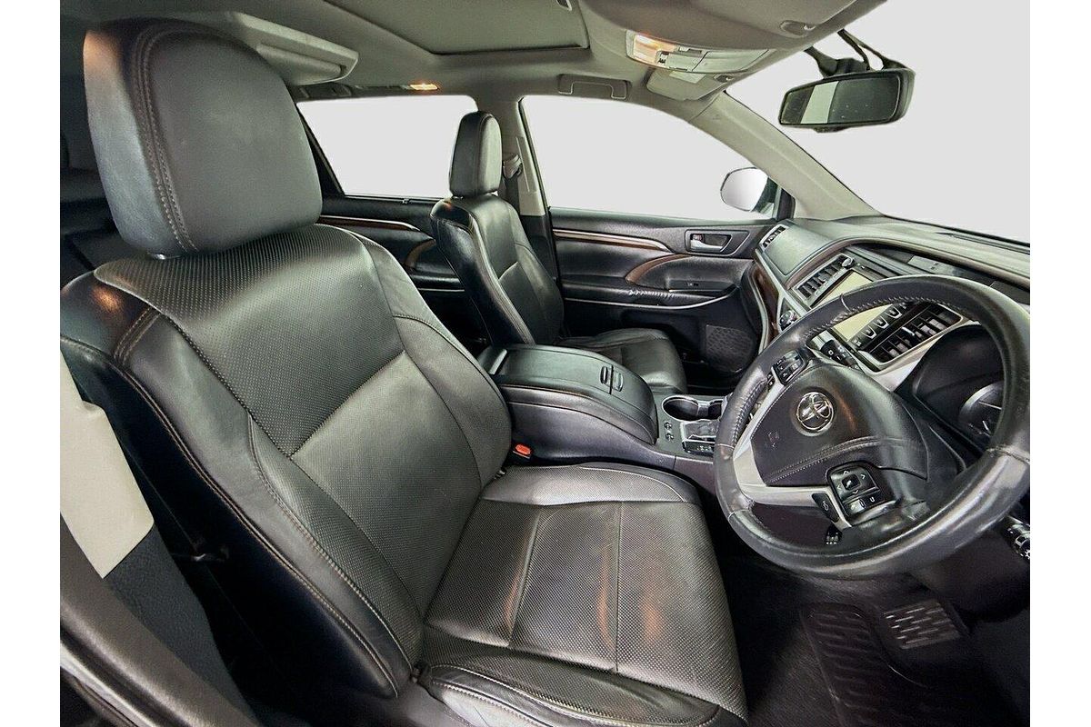 2014 Toyota Kluger Grande GSU55R