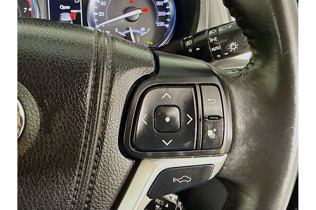 2014 Toyota Kluger Grande GSU55R