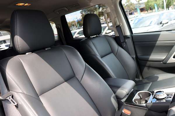 2025 Mitsubishi Pajero Sport Exceed QG