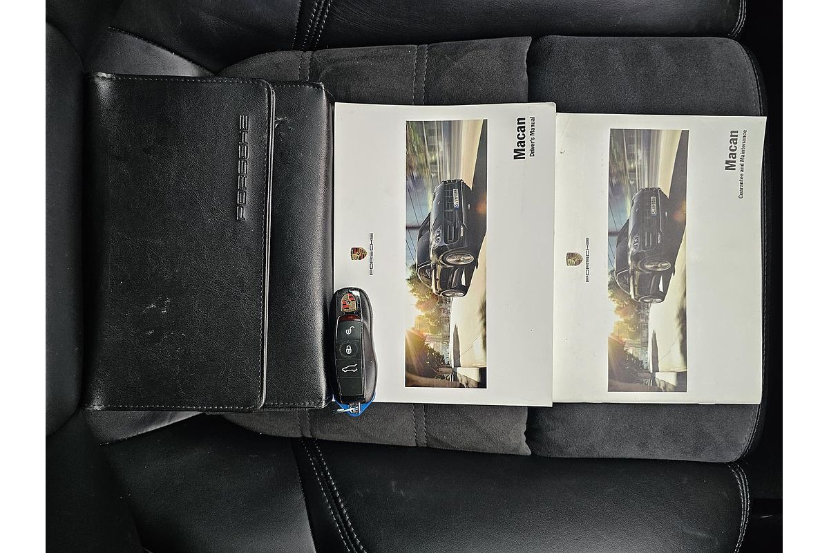 2017 Porsche Macan GTS 95B