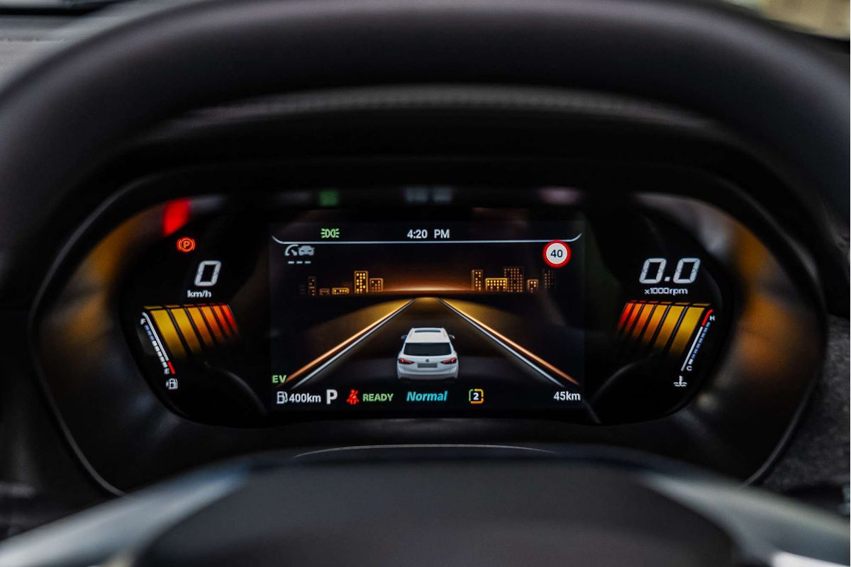 2025 MG ZS Essence ZS32