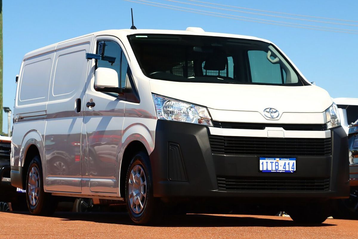 2024 Toyota Hiace GDH300R LWB