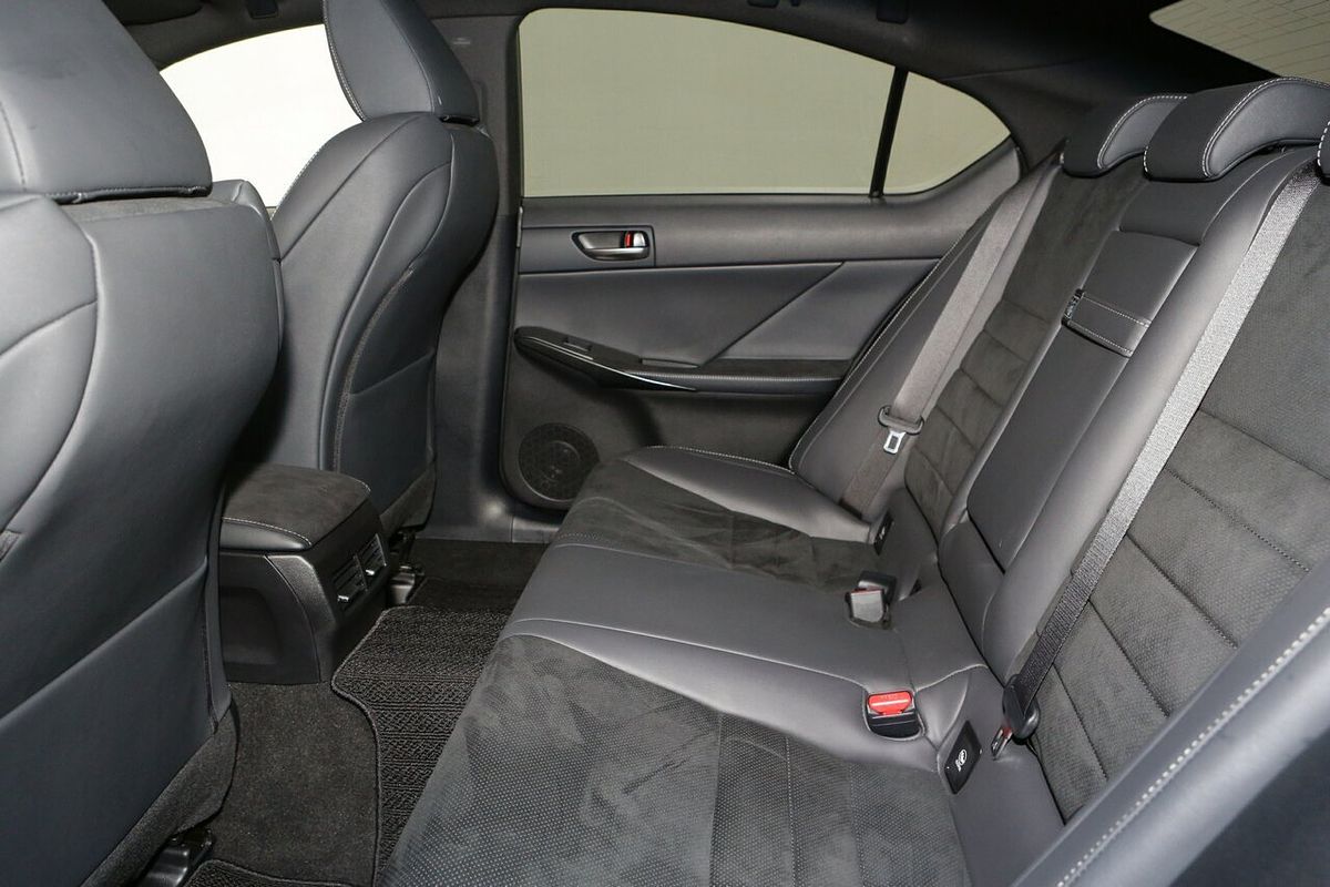 2023 Lexus IS IS500 F Sport