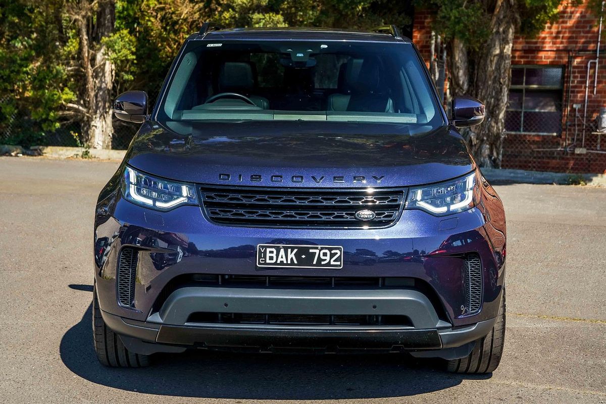 2019 Land Rover Discovery SD6 SE Series 5