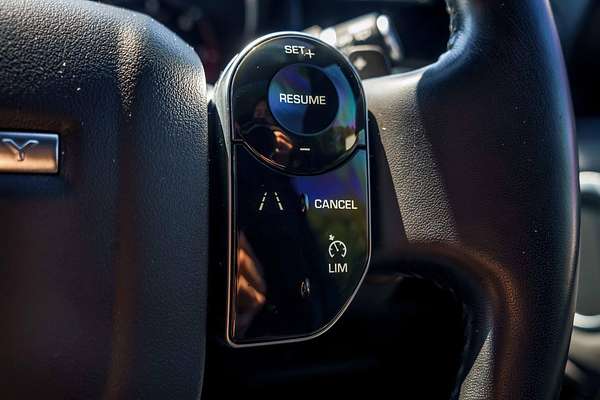 2018 Land Rover Discovery SD4 SE Series 5