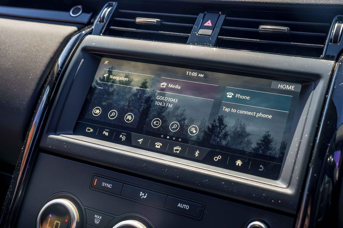 2019 Land Rover Discovery SD6 SE Series 5