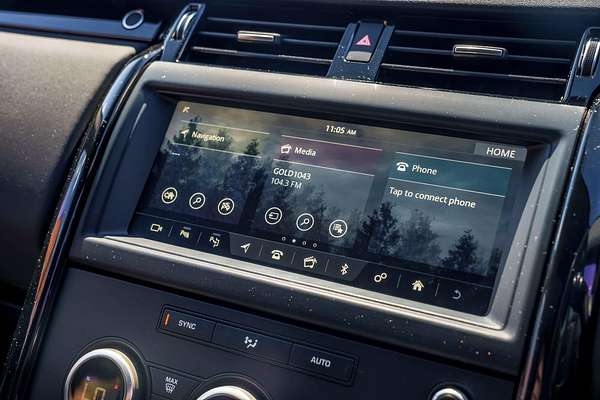 2018 Land Rover Discovery SD4 SE Series 5