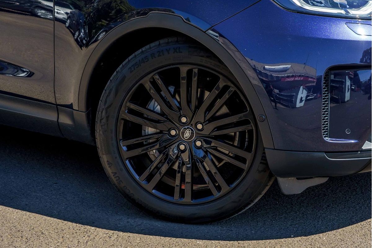 2019 Land Rover Discovery SD6 SE Series 5