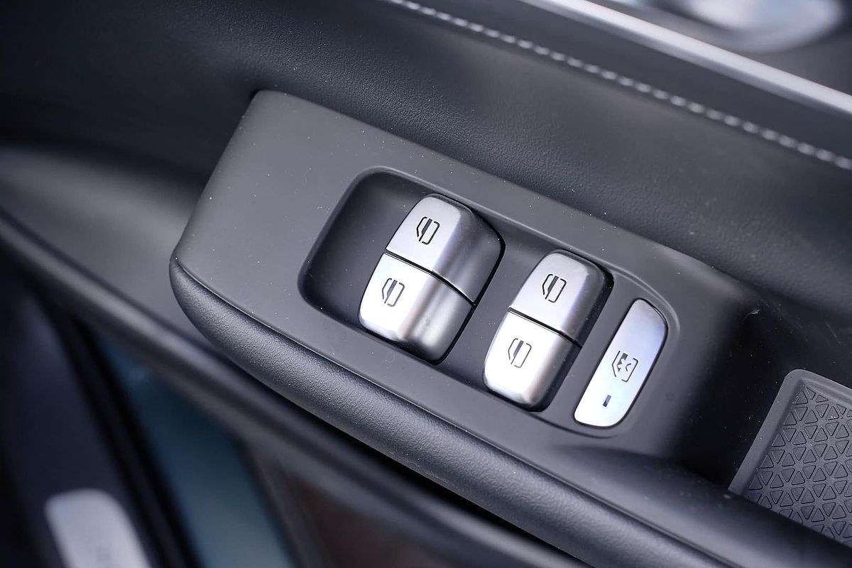 2025 Chery Tiggo 8 Super Hybrid Ultimate T31