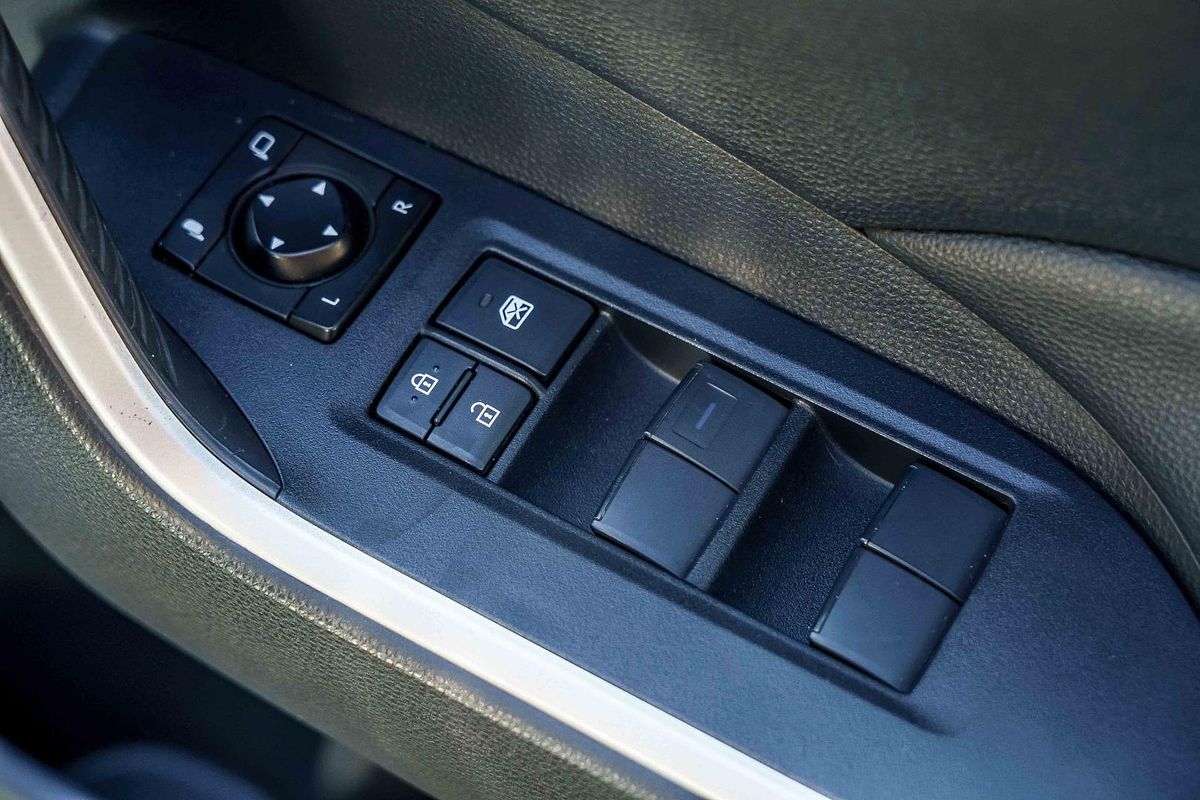 2019 Toyota RAV4 GX AXAH54R