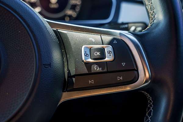 2017 Volkswagen Arteon 206TSI R-Line 3H