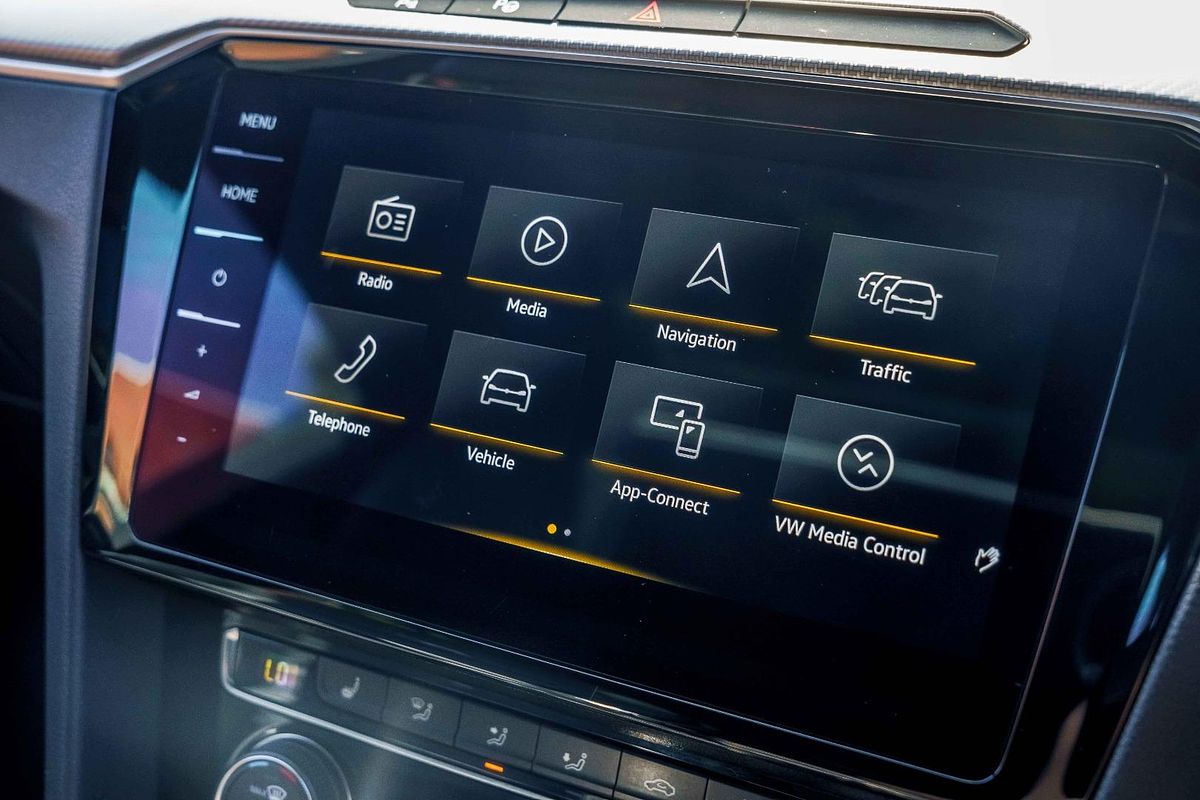 2017 Volkswagen Arteon 206TSI R-Line 3H