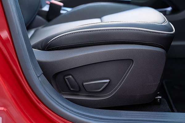 2025 Mitsubishi ASX Exceed XE