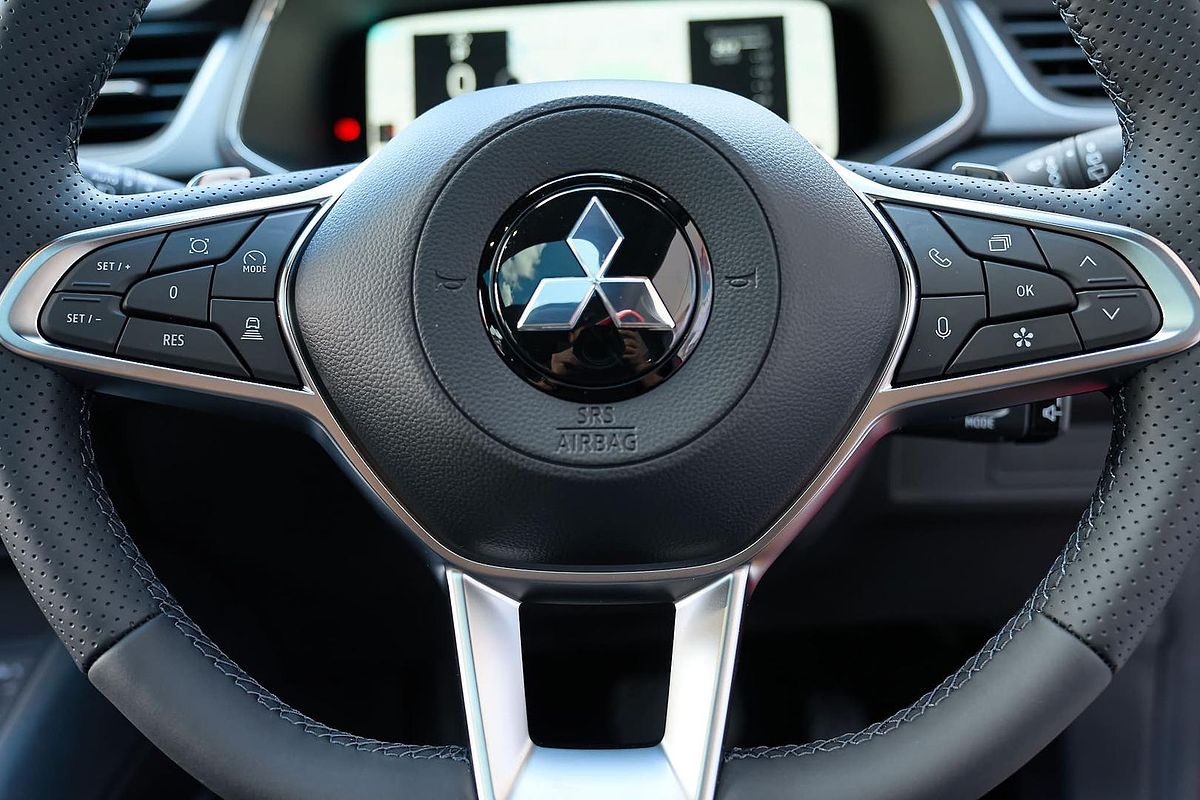 2025 Mitsubishi ASX Exceed XE