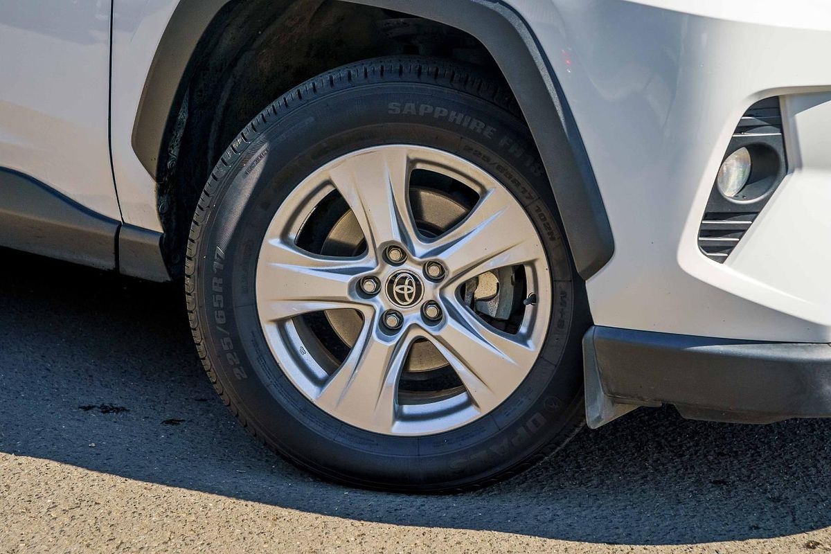 2019 Toyota RAV4 GX AXAH54R