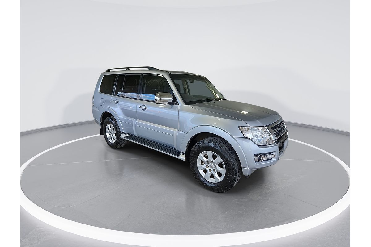 2017 Mitsubishi Pajero GLX NX