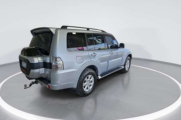 2017 Mitsubishi Pajero GLX NX