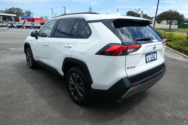 2025 Toyota RAV4 GXL AXAH52R