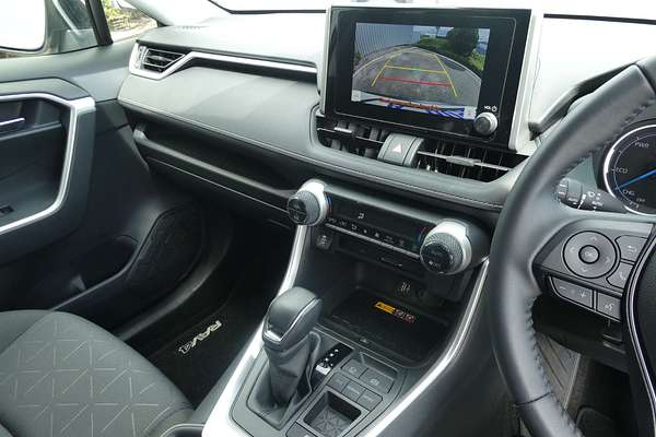 2025 Toyota RAV4 GXL AXAH52R