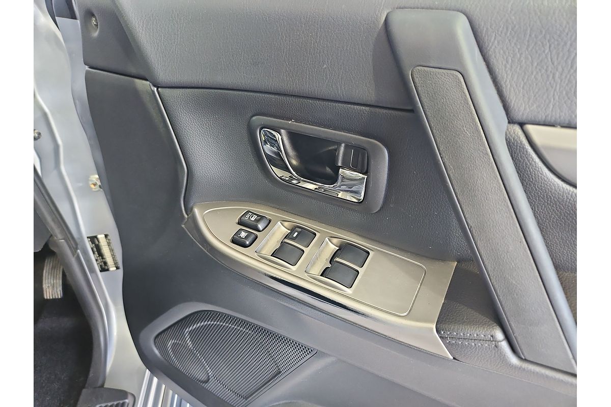 2017 Mitsubishi Pajero GLX NX