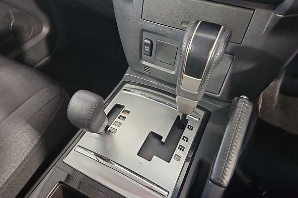 2017 Mitsubishi Pajero GLX NX