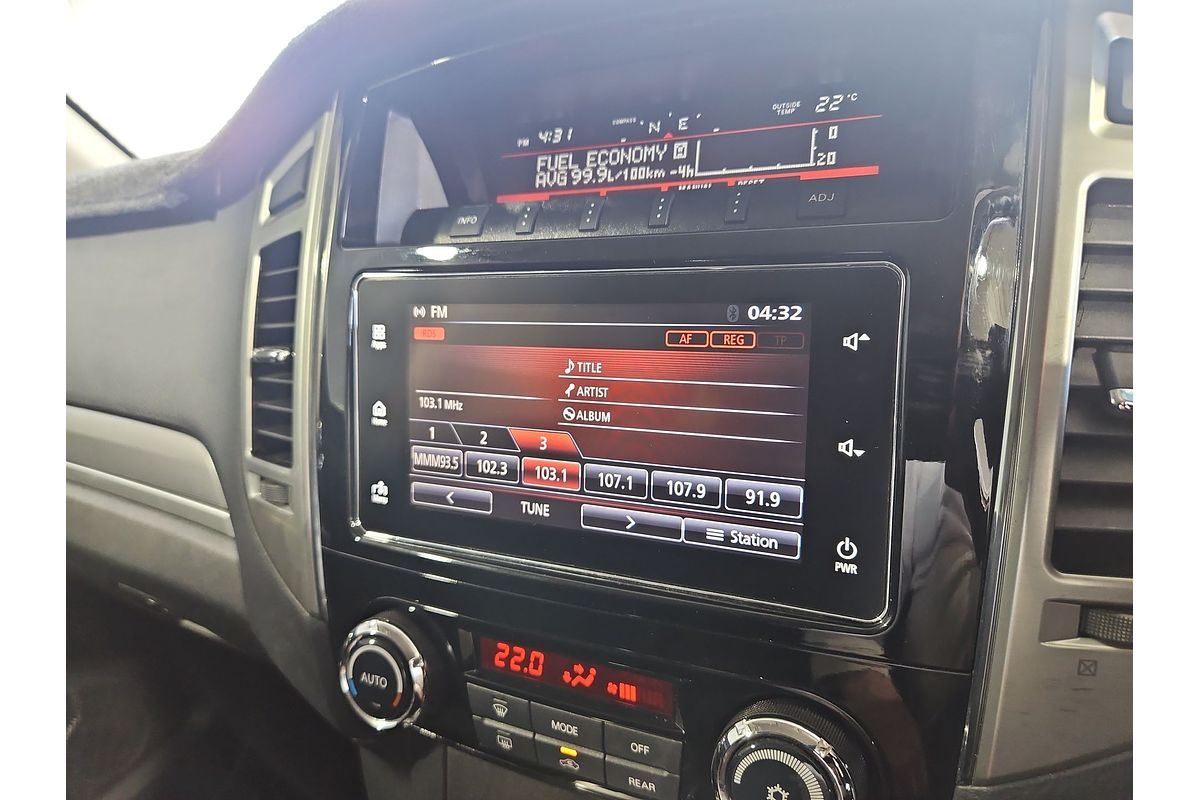 2017 Mitsubishi Pajero GLX NX