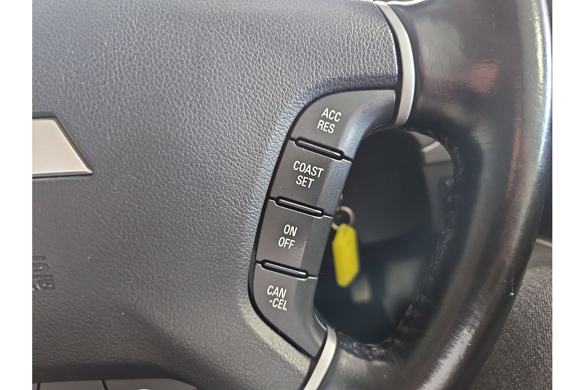 2017 Mitsubishi Pajero GLX NX