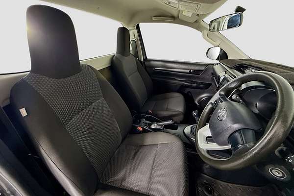 2017 Toyota Hilux Workmate TGN121R Rear Wheel Drive