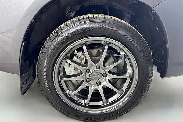 2017 Toyota Hilux Workmate TGN121R Rear Wheel Drive