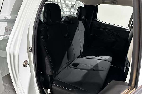 2022 Isuzu D-MAX SX  4X4