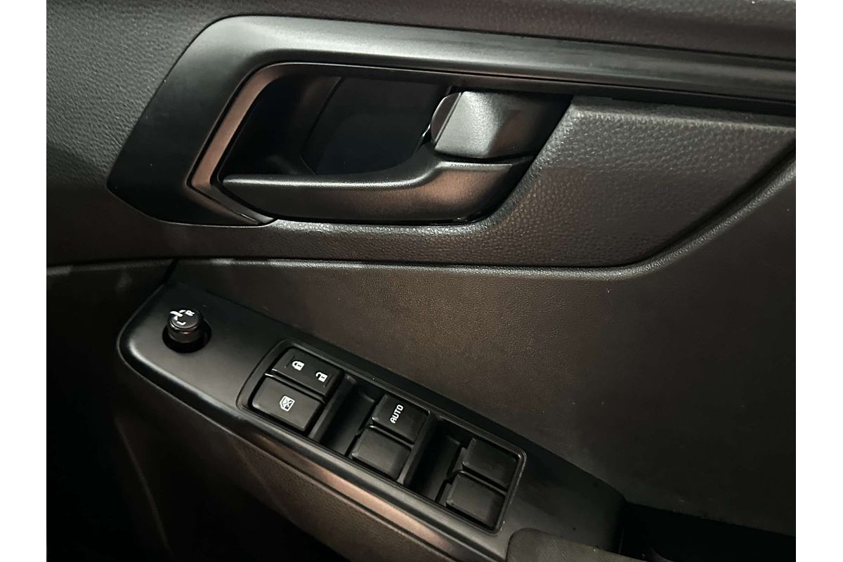 2022 Isuzu D-MAX SX  4X4