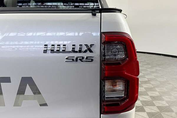 2021 Toyota Hilux SR5 GUN126R 4X4