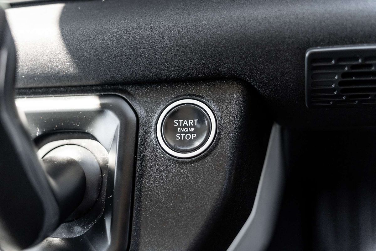 2020 Land Rover Defender 110 D240 S L663