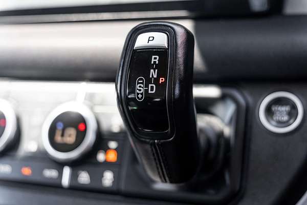 2020 Land Rover Defender 110 D240 S L663