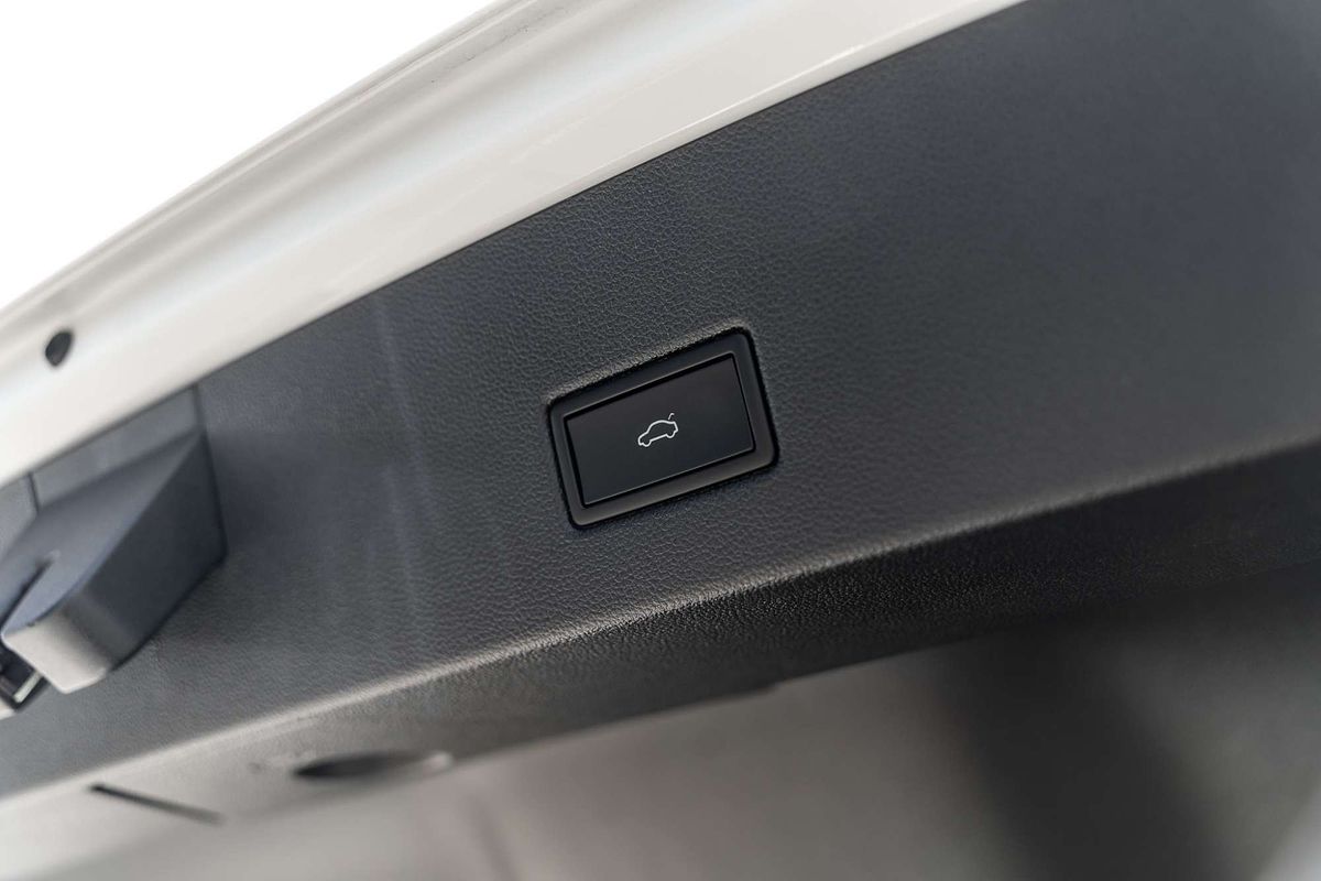 2023 Volkswagen T-Roc R D11