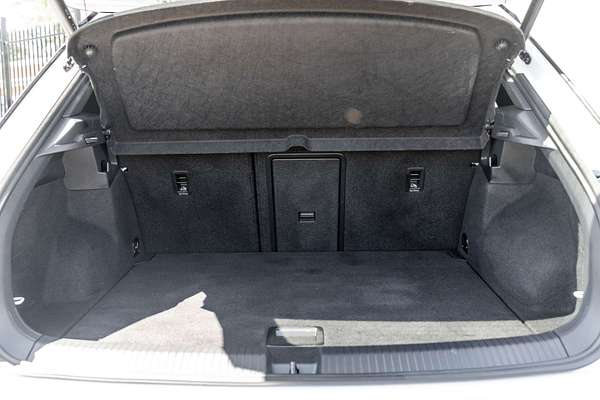 2023 Volkswagen T-Roc R D11