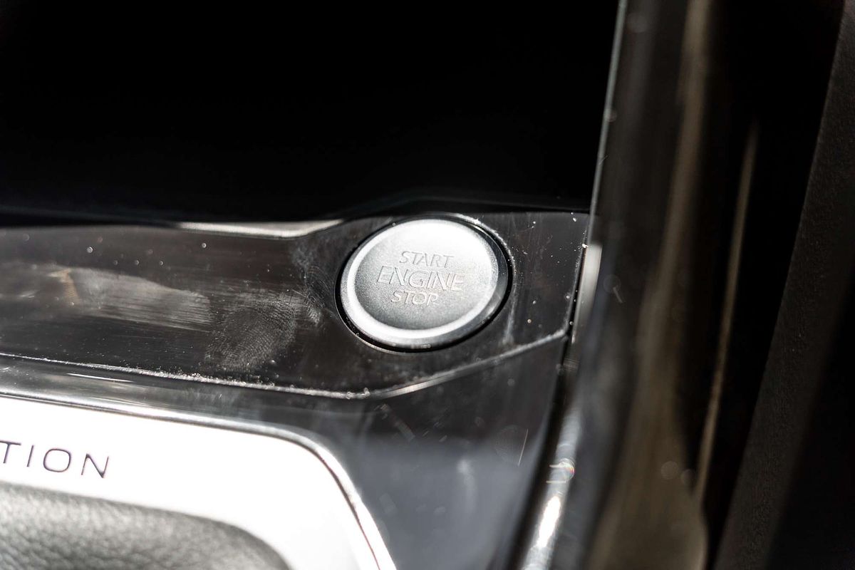 2023 Volkswagen T-Roc R D11