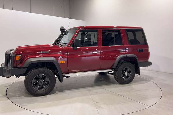 2024 Toyota Landcruiser GXL GDJL76R
