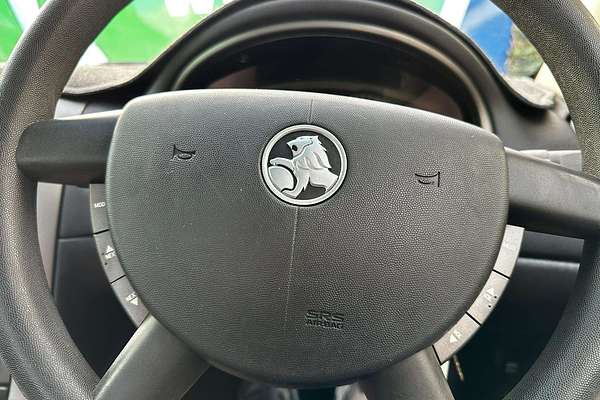 2005 Holden Commodore Executive VZ