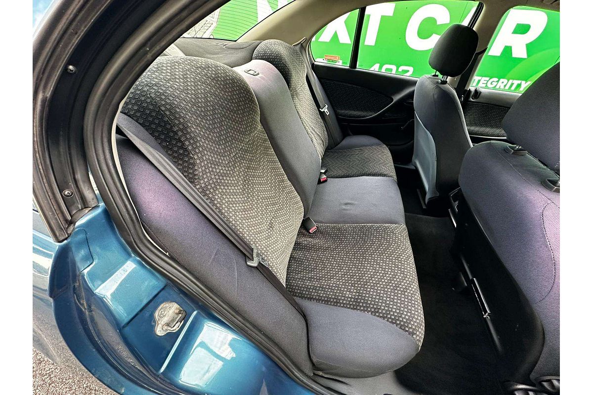 2005 Holden Commodore Executive VZ