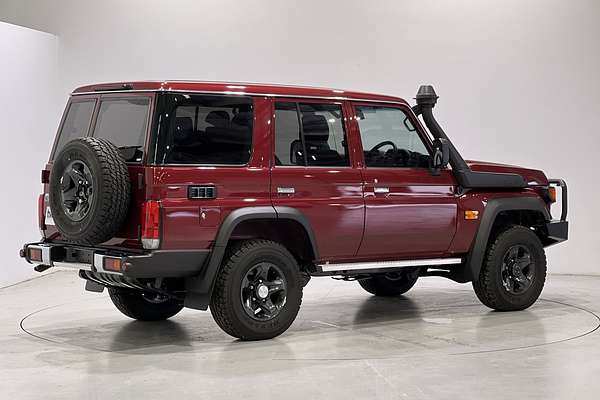 2024 Toyota Landcruiser GXL GDJL76R